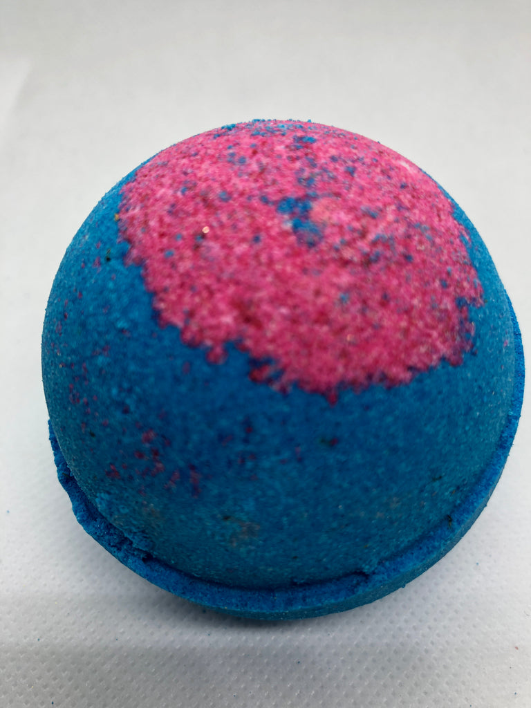 Petal showers all natural runoku bathbomb made with all natural ingredients. Made with organic shea butter for soft nourished skin. Blue and pink spherical bath ball that dissolves in bath water.
